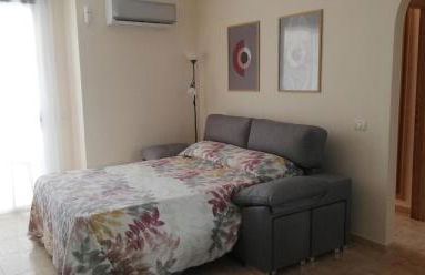 Apto ISA: amplio y acogedor apto de 75m con terraza, aire acondicionado y parking gratuito - Foto 3