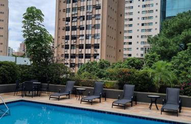 Max Savassi Glamour - Foto 1