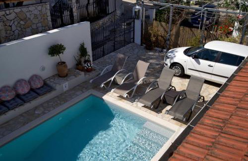 Nicola's Apartments - Photo 9