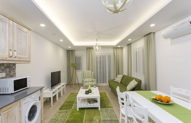 Kybele Suits - Photo 29