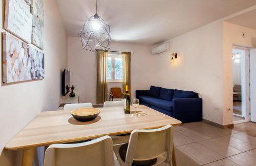 Peaceful Family Apartment with PRIVATE GARAGE Free Parking, Split - Foto 11