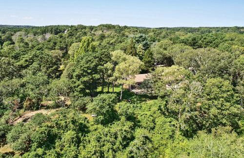 Stylish Wellfleet Home with Patio on 2 Private Acres - Foto 36