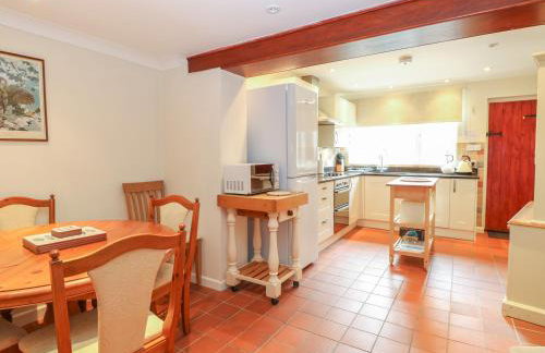 Compass Cottage - Photo 10