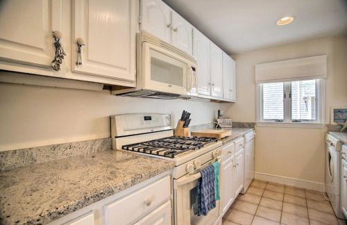 2 Decks and Beach Access Oceanfront Getaway! - Foto 11