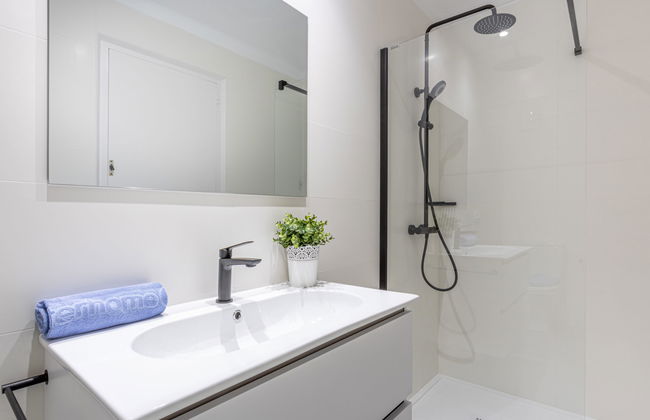 Apartment in Castelló d'Empúries with garden and terrace - Photo 4