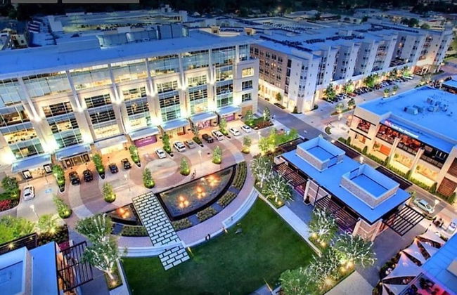 Luxury Living at City Center Houston - Photo 45