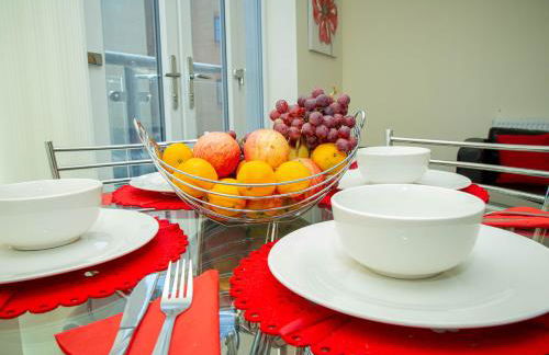 Lake View Apartment - Photo 3