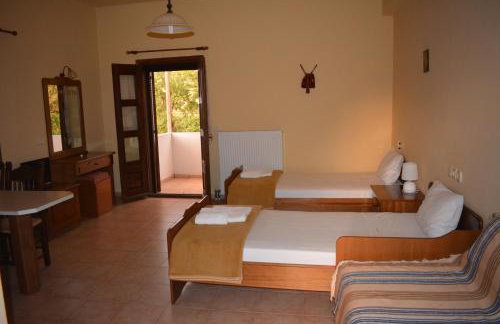 Ellinospito - Photo 7