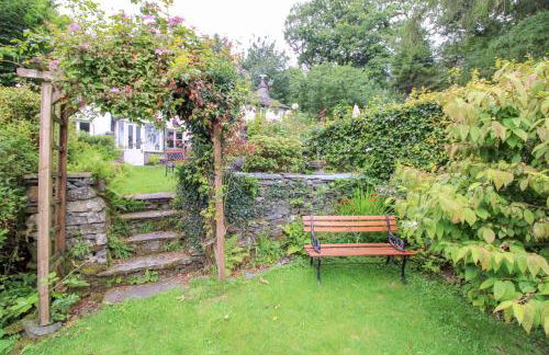 Milldam Cottage a characterful cottage in an elevated location above Coniston with walks from the door - Foto 15