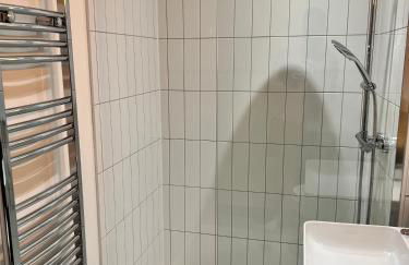 SoHot Stays Sea View Apartments- central location- sleeps 4 - Foto 22