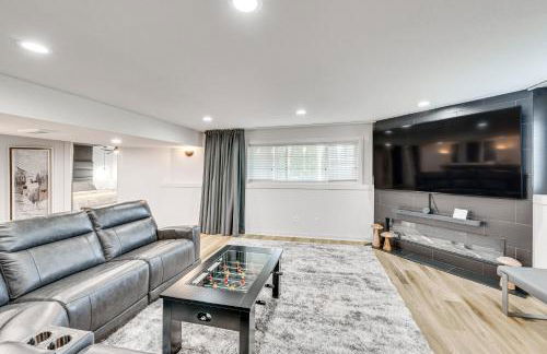 Luxury Prairie Retreat 5 Min from Madison! - Photo 17