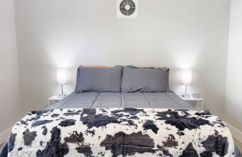 Country Living 3BR with fenced yard on Mooney - Foto 2