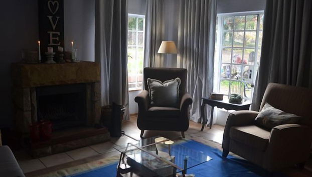 Ambleside Clarens Self Catering Cottages - Foto 5, Zona de estar