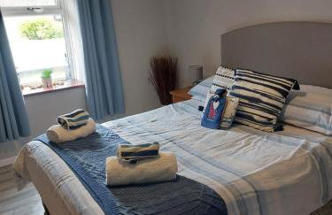 The Beach House Annalong Cosy beachview cottage - Photo 15