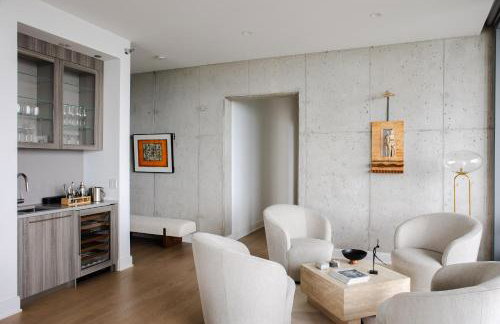 Premier Penthouses and Apartment with Captivating Views of Millennium Park - Photo 37