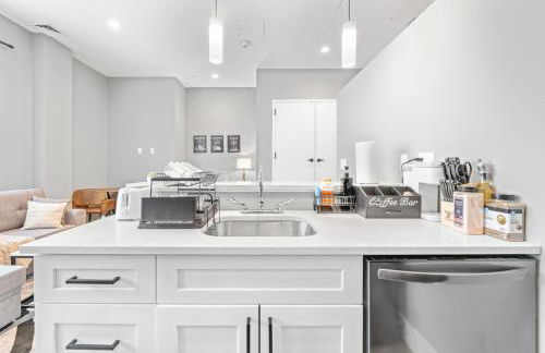 Modern DT Stay, King Bed, Parking Available - Foto 23