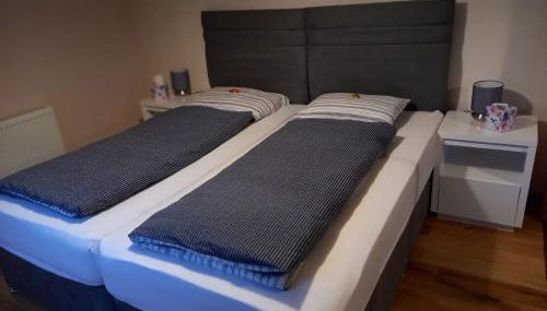 The Boathouse - Photo 3