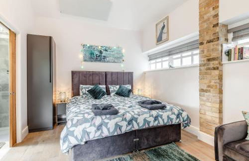 Peacock On The Pin - Foto 7