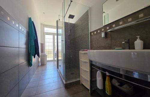 Fronte mare con grande terrazzo spiaggia sotto casa - WiFi - Photo 14