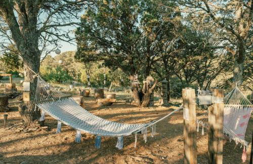 Ashley's Treehouse At El Mistico Ranch - Foto 30