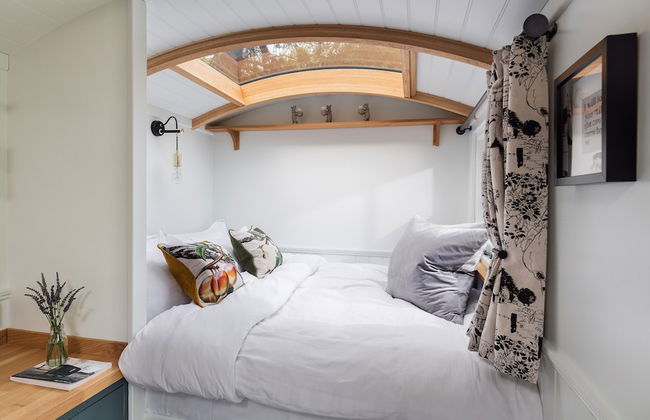 The Wriggly Tin & Baa Spa at Tregoose Old Mill - Foto 10