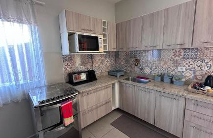 Villa do Aconchego - Casa Decorada para até 6p - Próxima ao Centro - Churrasqueira - Foto 6