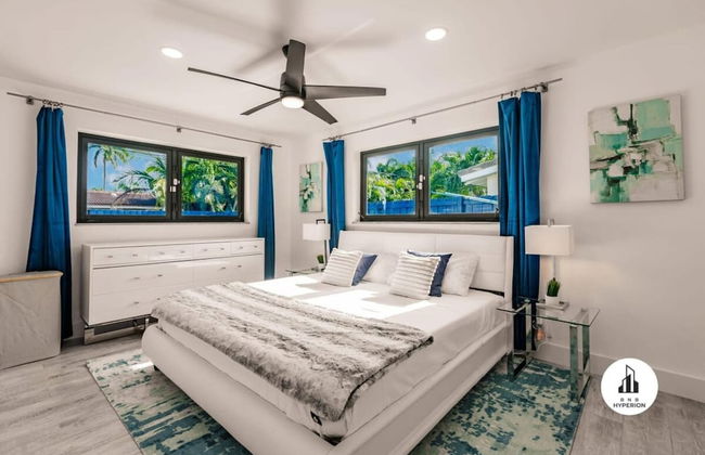 Modern Spacious Home With Pool Jacuzzi - Photo 50