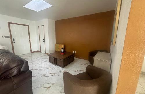 Sleek & Spacious Central Oasis - Foto 10