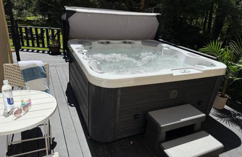 Bethel Escape Hot Tub 4 beds Game Room and Fire pit Fully Stocked Kitchen - Foto 3