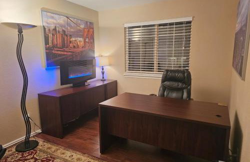 Luxurious Highlands Ranch Home With private hot tub - Foto 23