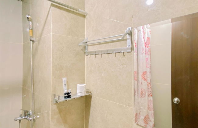 Good Place And Spacious Studio Transpark Cibubur Apartment - Foto 16