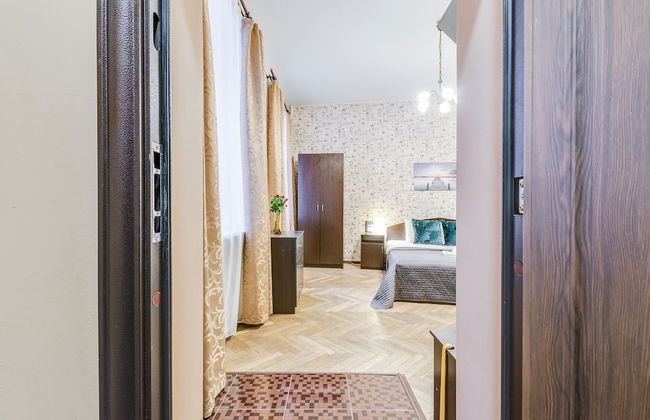 Travelto Narvskaya - Photo 60