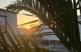 Beautiful Holiday Home 3 Bed Caravan by The Beach, Free Wifi, Games Console, TVs & DVD's, Passes Not Included - Foto 58