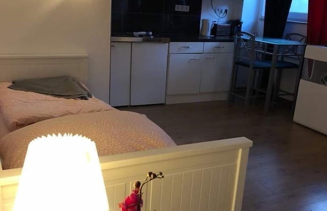 Friesenwall Centrum 5 min to Mainstation - Foto 16