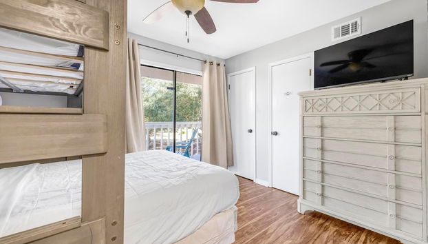 Romar Village 622 condo - Foto 3, Habitación