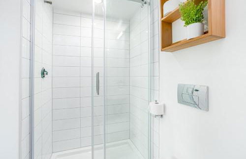 Cute Riverside Cabin w Hot Tub Fire Pit & Kayaks - Foto 17