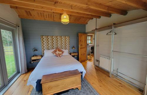 The Retreat 1 bed cabin in the woods - Foto 15