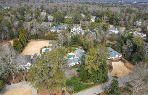 World Cup Exclusive Buckhead estate w private pool - Foto 10