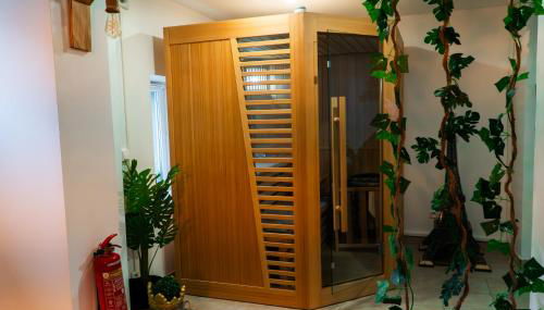 Perle d'eau-Love Room-Jacuzzi-Sauna-Proche Montbéliard et Belfort - Foto 5