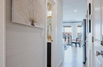 Top Floor Oceanview King Villa - Oceanfront Resort - Photo 18