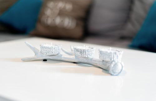 Helle Wohnung mit Balkon & moderner Küche - ideal für Paare mit Kind - Foto 5