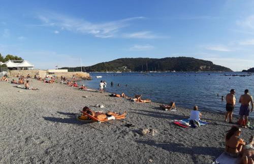 Moderno appartamento vista mare, con parcheggio privato - Foto 63