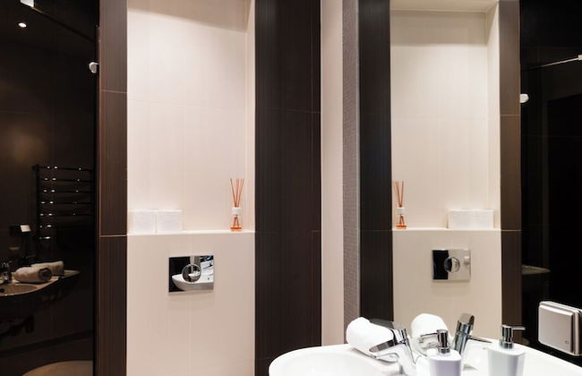 Audeju Two Bedroom With Two Bathrooms - Photo 30