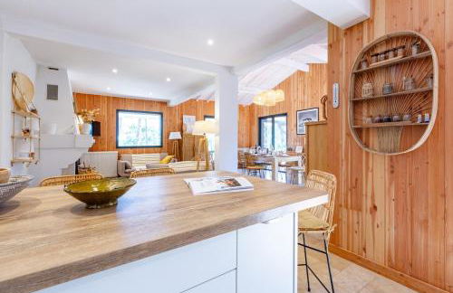 Luxury 6BR Villa with Heated Pool, Playground, Garden - Foto 10