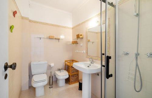 Spacious 3-Bedroom Villa in Ericeira by Soulplaces - Foto 18