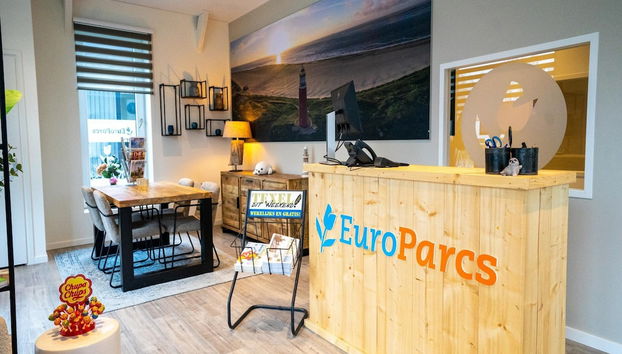 Chalet on a Holiday Park 3.5 km From the Beach - Foto 3, Recepción