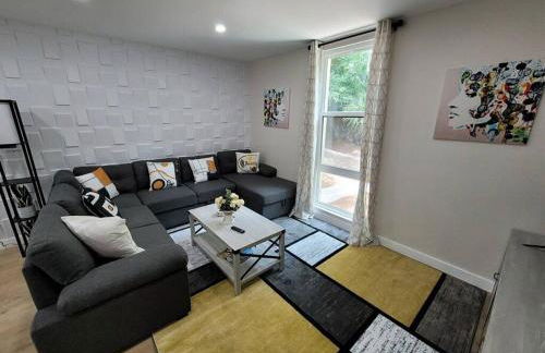 Contemporary bliss-newly renovated cozy villa! - Foto 57