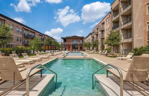 Modern 1BR Dallas peaceful escape in the heart of Farmers Branch! Less than 20 minutes from Downtown Dallas, 15 from DFW ariport 15 from Grapevine - Photo 4