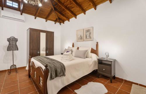 La Casita De Conchita - Photo 10