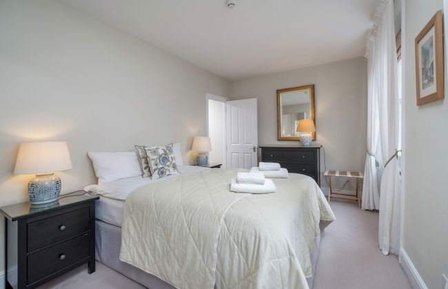 JOIVY Bright Flat for 6, Near Victoria and Warwick sq - Photo 16